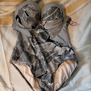 Strapless one piece swimsuit (target) XL